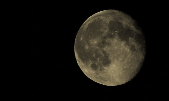 Luna di Luglio sullo Stretto